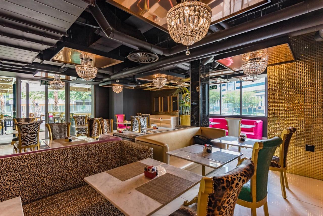 Hotel Sky Sandton Йоханесбург Екстериор снимка
