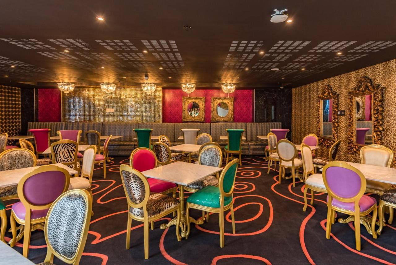 Hotel Sky Sandton Йоханесбург Екстериор снимка