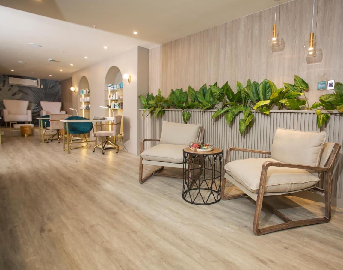 Hotel Sky Sandton Йоханесбург Екстериор снимка