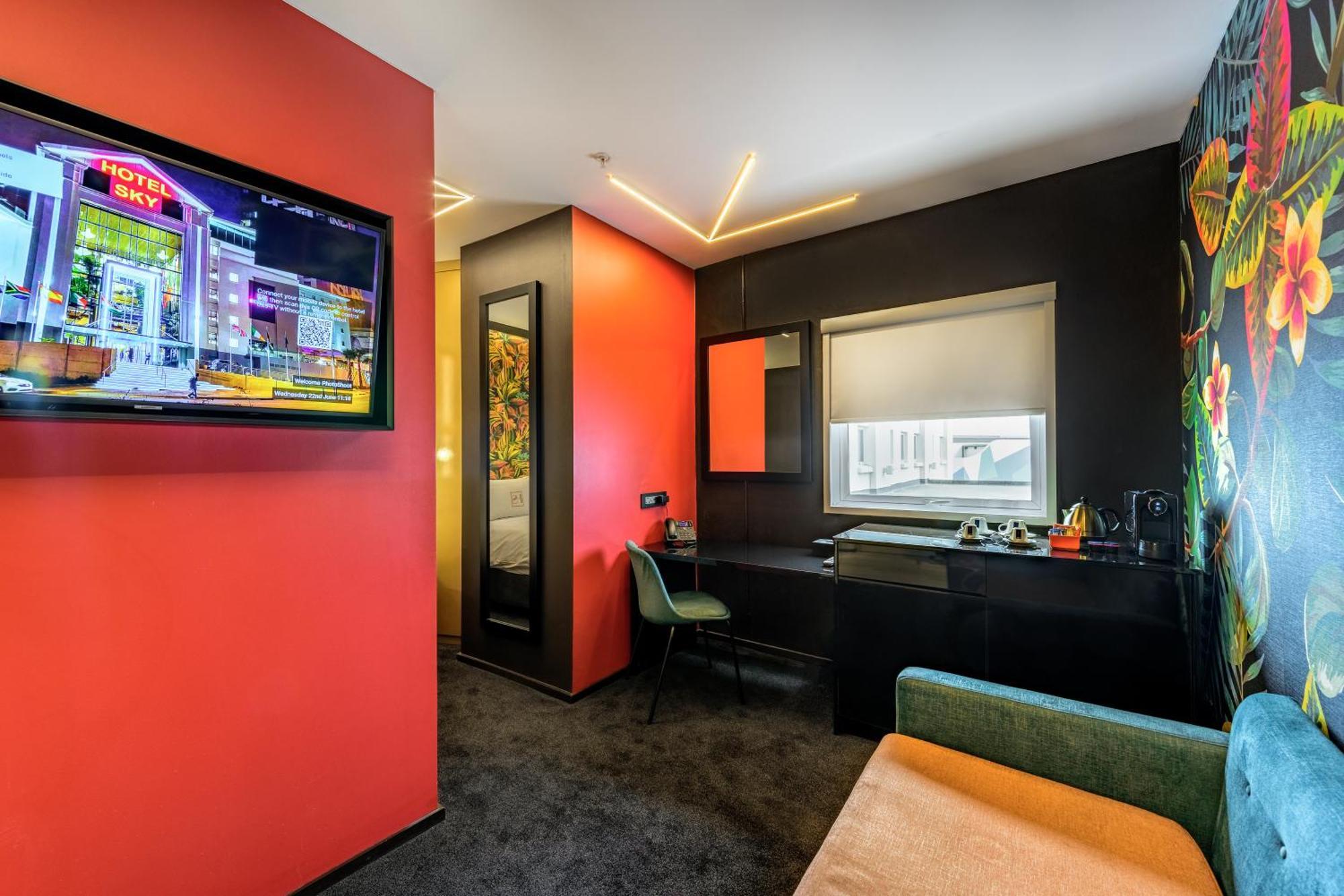 Hotel Sky Sandton Йоханесбург Екстериор снимка