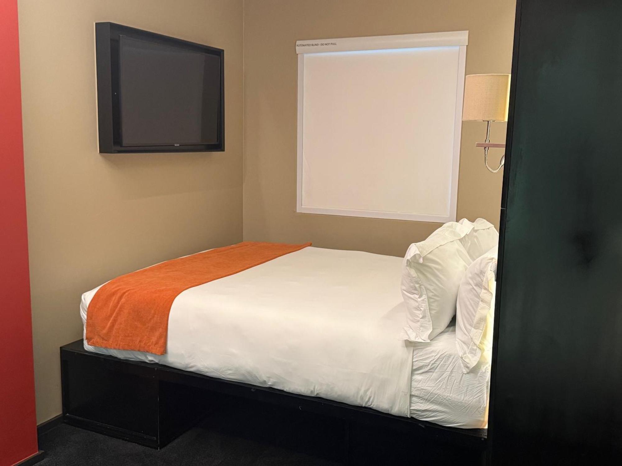 Hotel Sky Sandton Йоханесбург Екстериор снимка