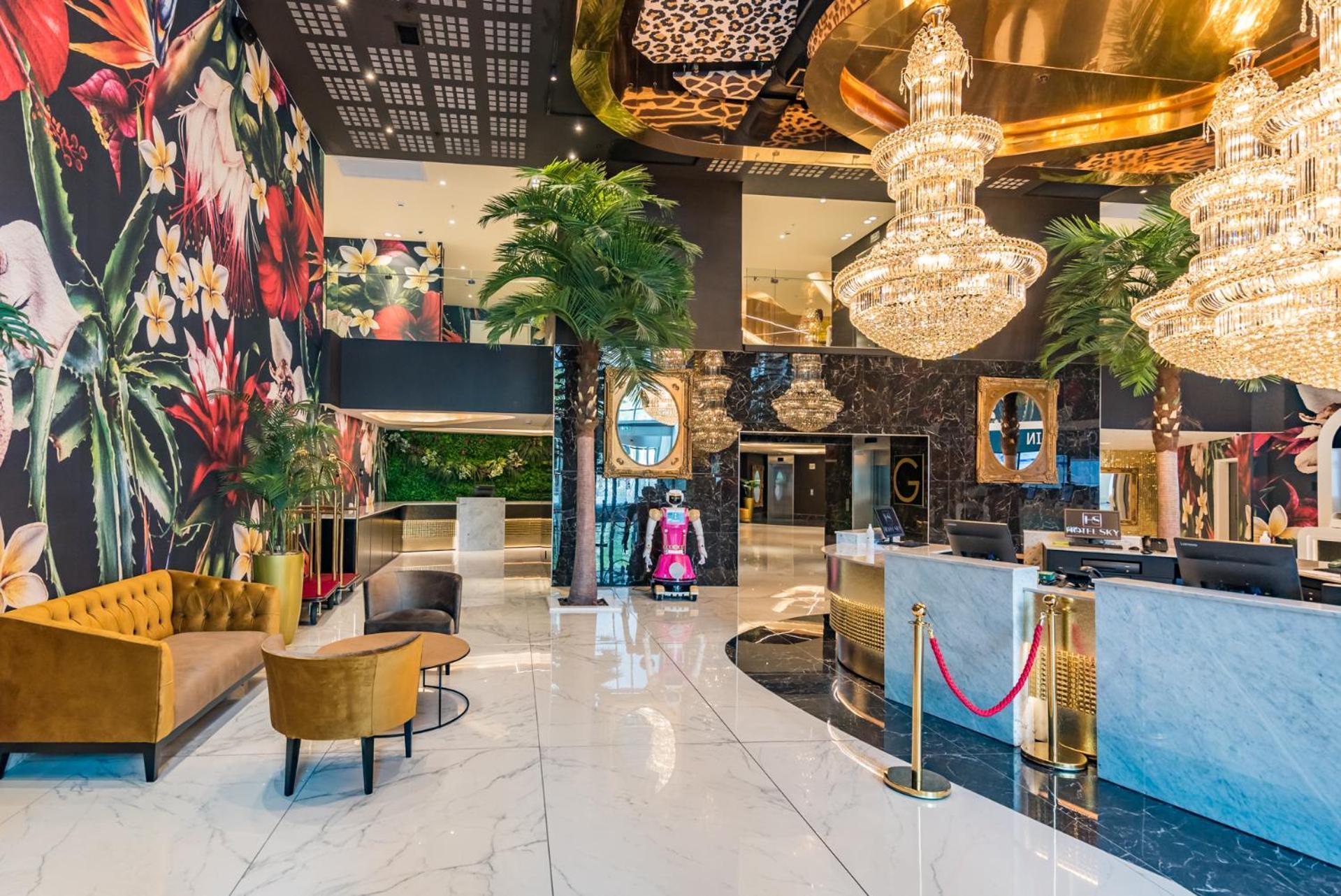 Hotel Sky Sandton Йоханесбург Екстериор снимка