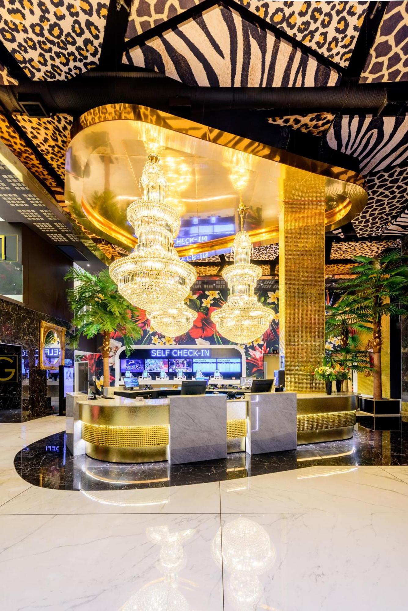 Hotel Sky Sandton Йоханесбург Екстериор снимка