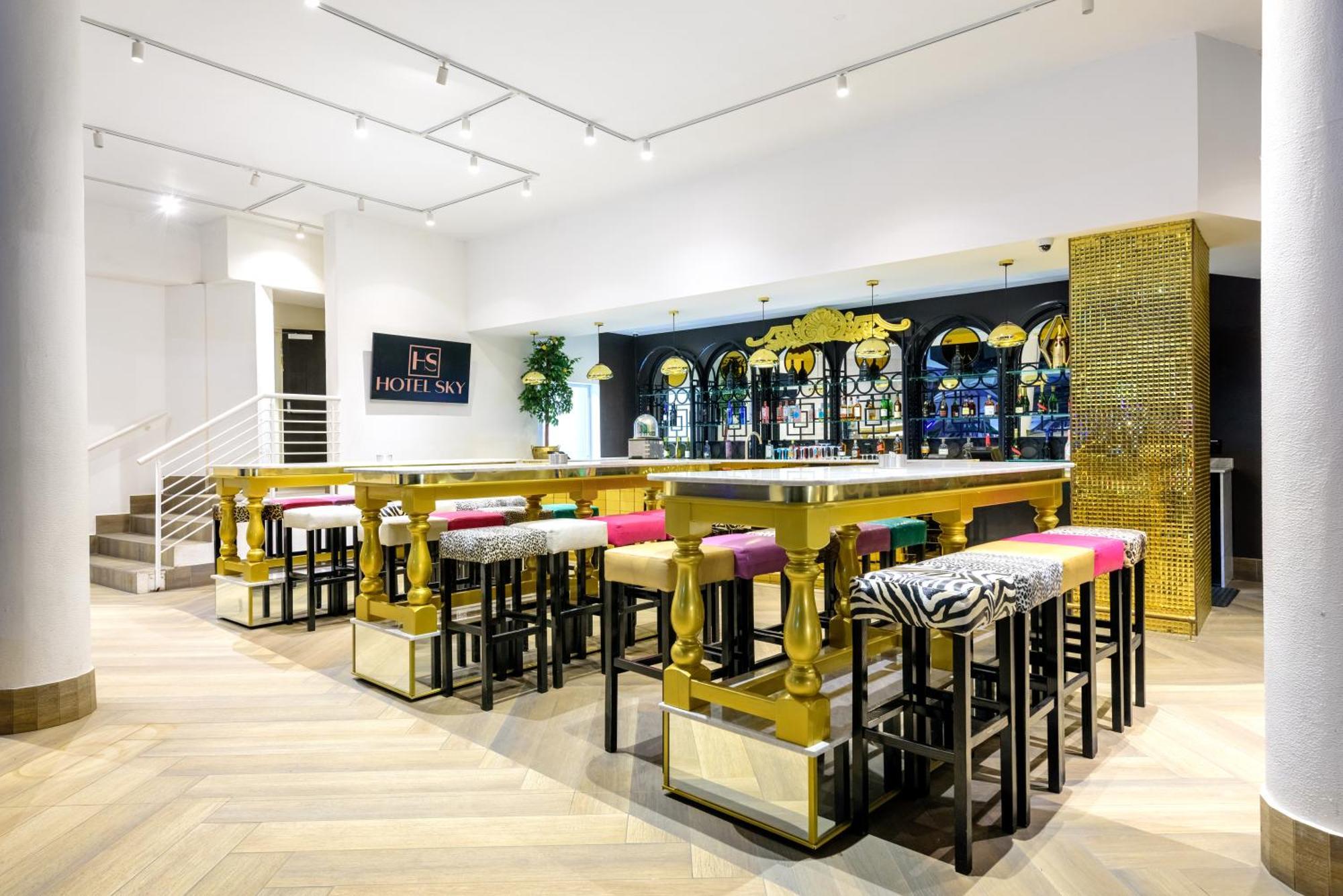 Hotel Sky Sandton Йоханесбург Екстериор снимка